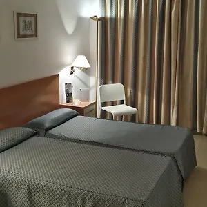 2* Hotel El Paraiso
